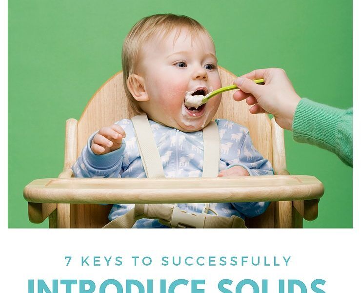 7 keys to introduce solids to baby